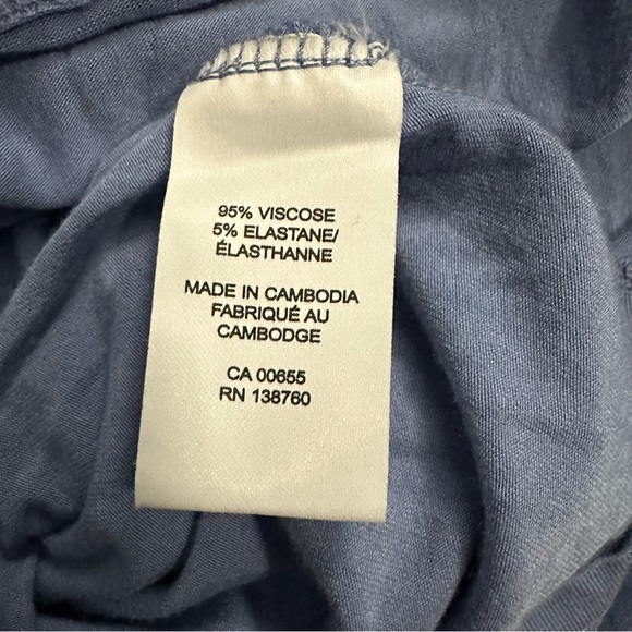 2/$30 Thyme Maternity Long Sleeve Mock-Neck T-Shirt, Large - Picture 8 of 8